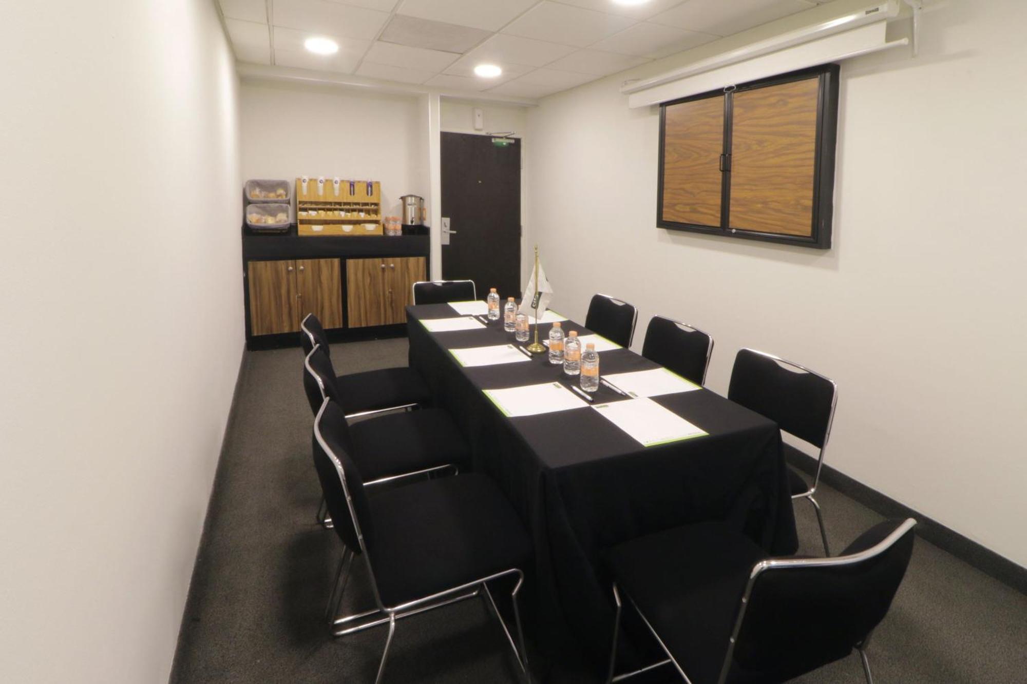 City Express Junior By Marriott Toluca Aeropuerto Exterior photo
