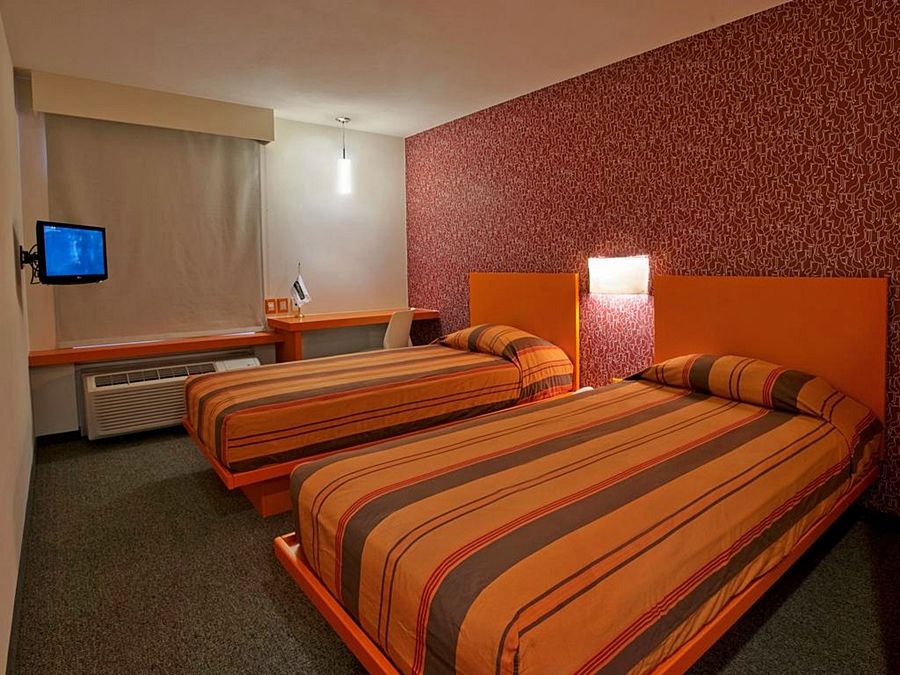 City Express Junior By Marriott Toluca Aeropuerto Exterior photo