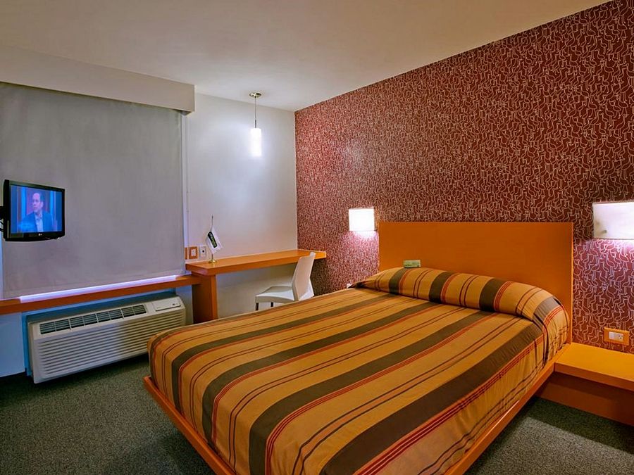 City Express Junior By Marriott Toluca Aeropuerto Exterior photo